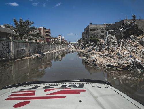 Pénurie de matériel médical dans les structures soutenues par MSF